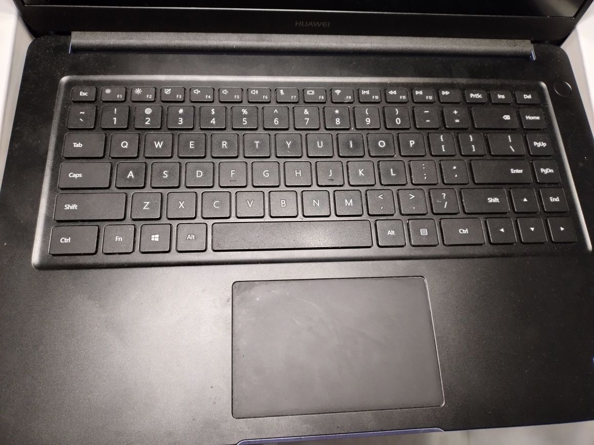 Laptop Huawei D15,6" i5,win 10