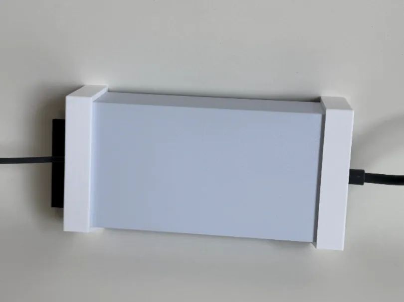 Suporte Ikea Skadis para Fonte Starlink G3 AC