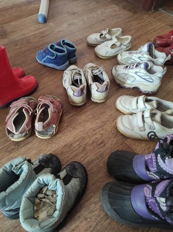 Обувь для детей разная