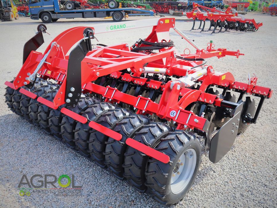 Agregat talerzowy z hydropakiem GRANO SYSTEM 3m wał rurowy SHARK SHOP