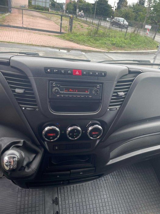 Iveco Dailly niski przebieg 184 tys km 64000zl zamiana