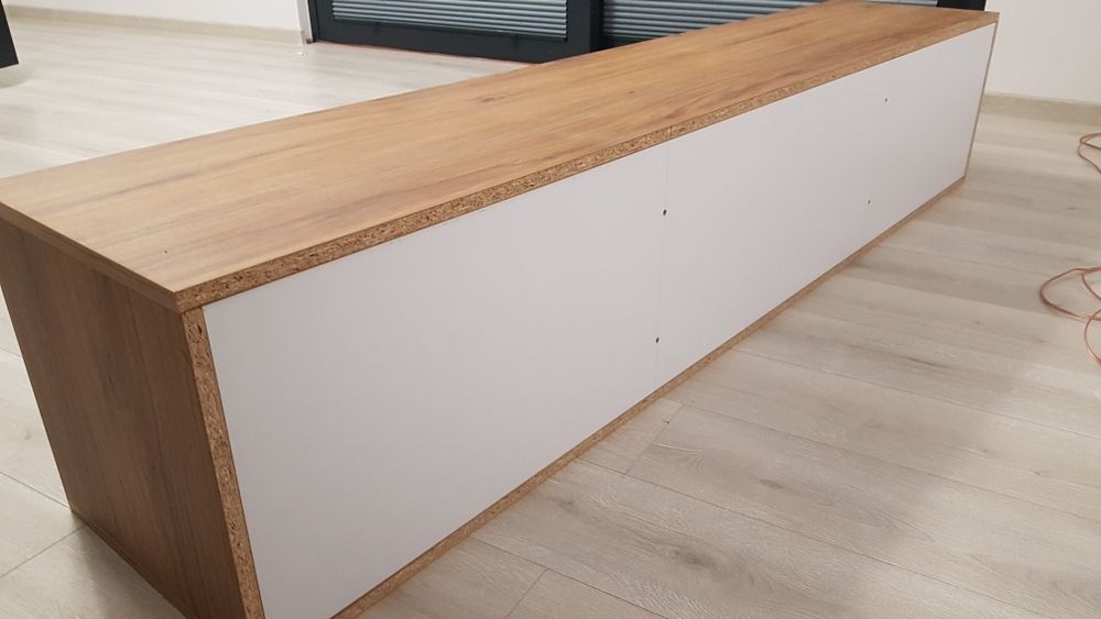 Sprzedam szafkę RTV