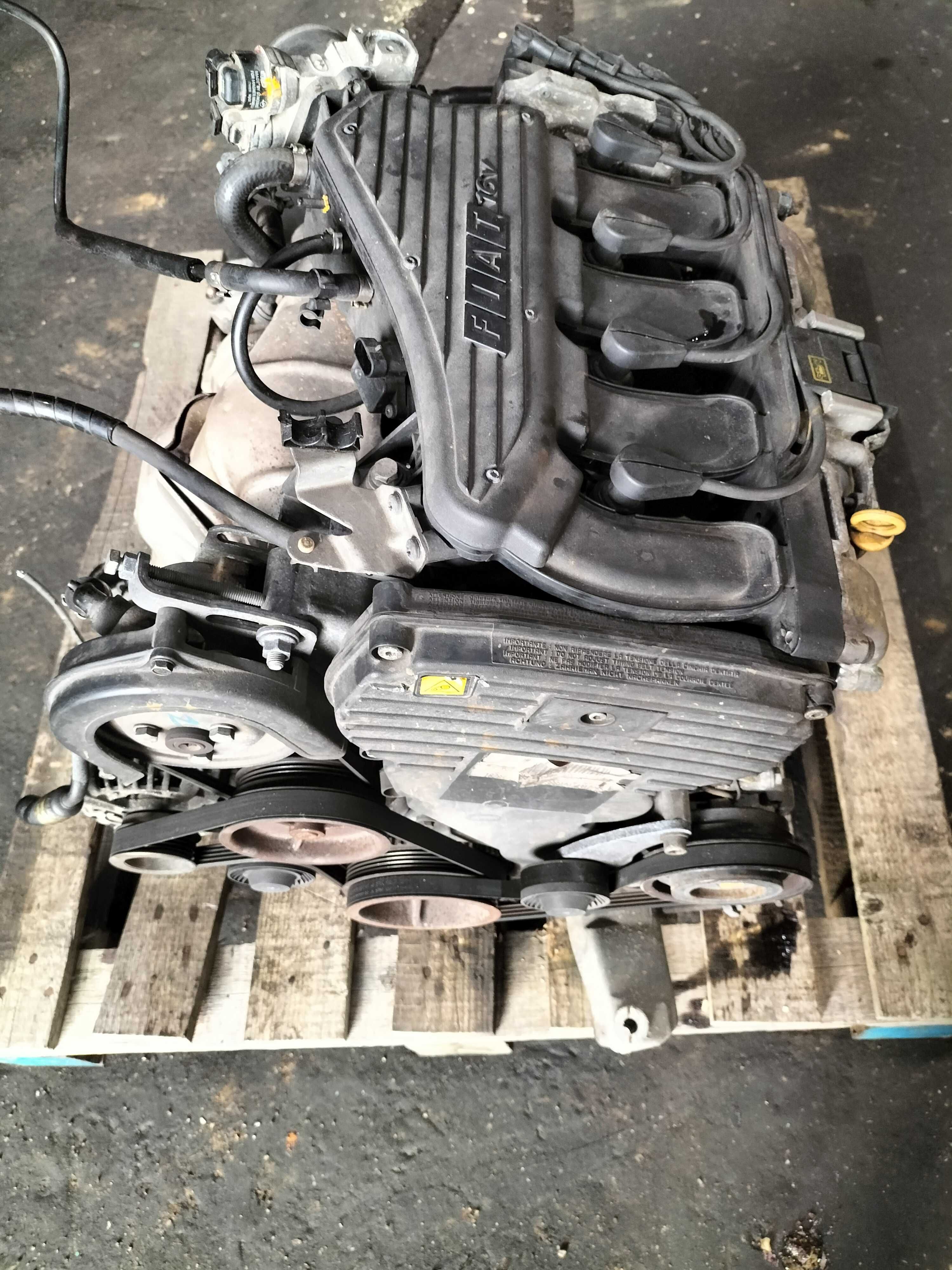 REF8A Motor Fiat Marea Palio 110 16v gasolina com caixa  bom estado