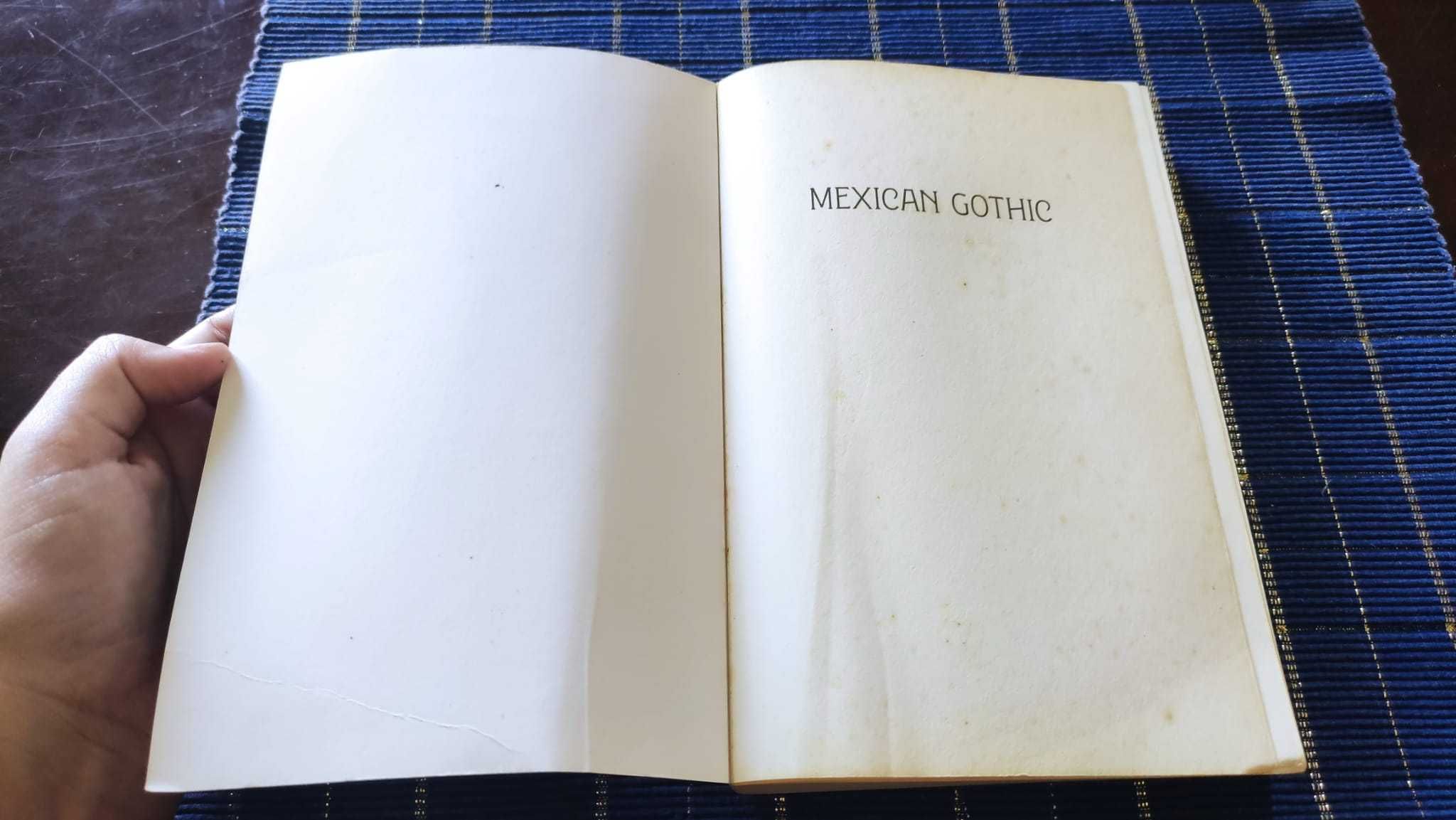 Livro "Mexican Gothic", Silvia Moreno-Garcia