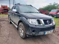 Części nissan navara 2.5 dci 4x4 silnik skrzynia most maska drzwi paka