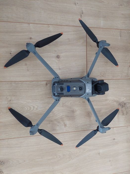 Квадрокоптер  DJI Air 3