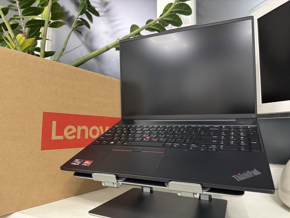 Ноутбук Lenovo Thinkpad E16 Gen 1 Laptop 21JU-S1J400
