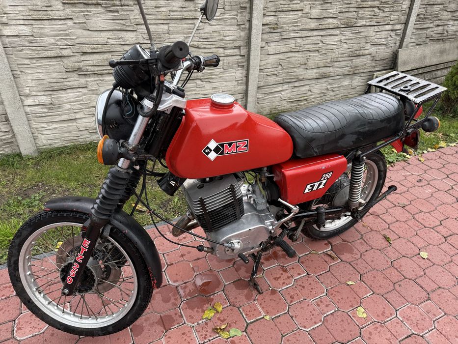 Mz etz 250 z dokumentami