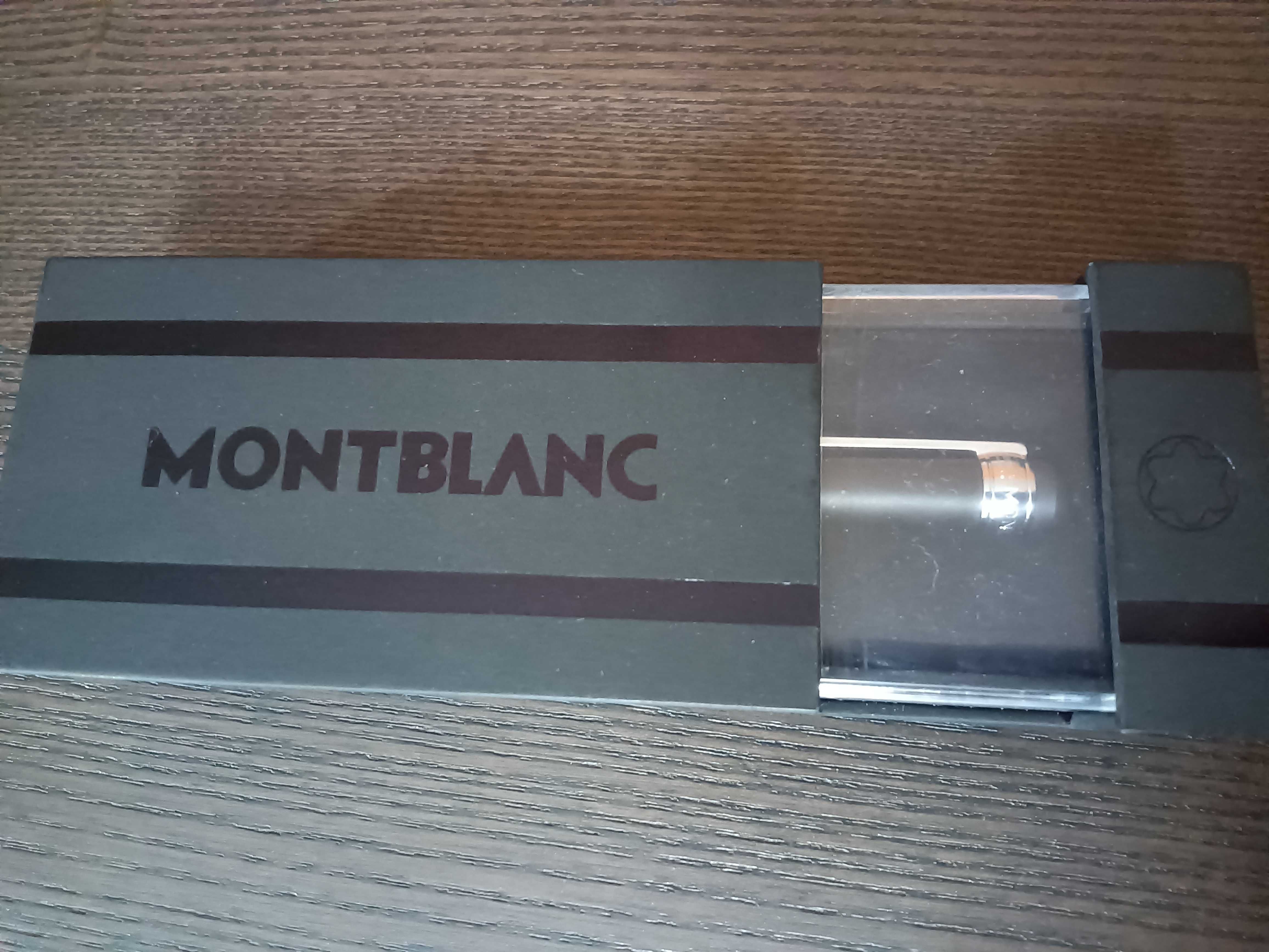 Caneta Montblanc Rollerball preta