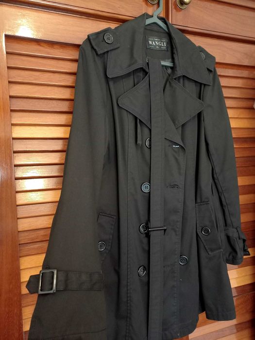 Gabardine preta como nova