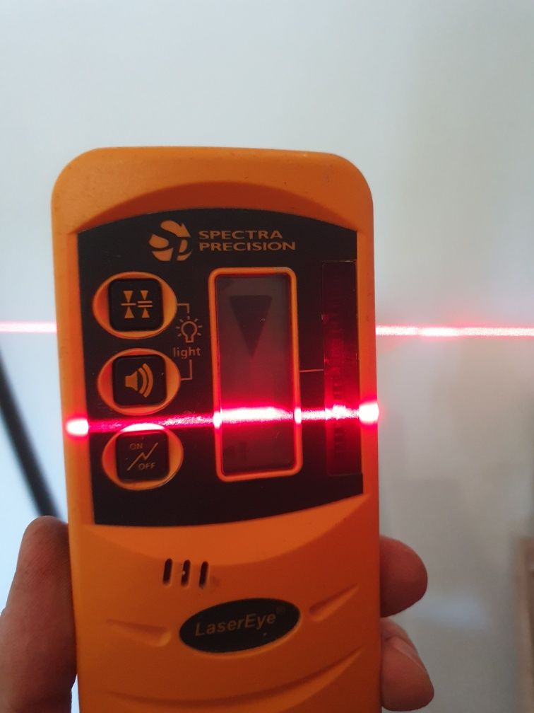 Spectra Precision LaserEye Niwelator laserowy laser poziomica poziom