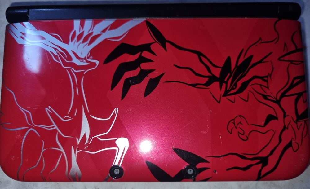 Nintendo 3DS XL edição X/Y raro (desbloqueado) e bolsa do Zelda