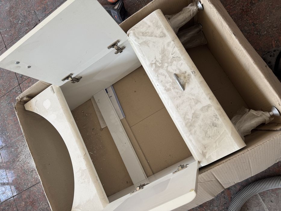 Тумба для ванной новая не устанавливалась цвет белый без дефектов