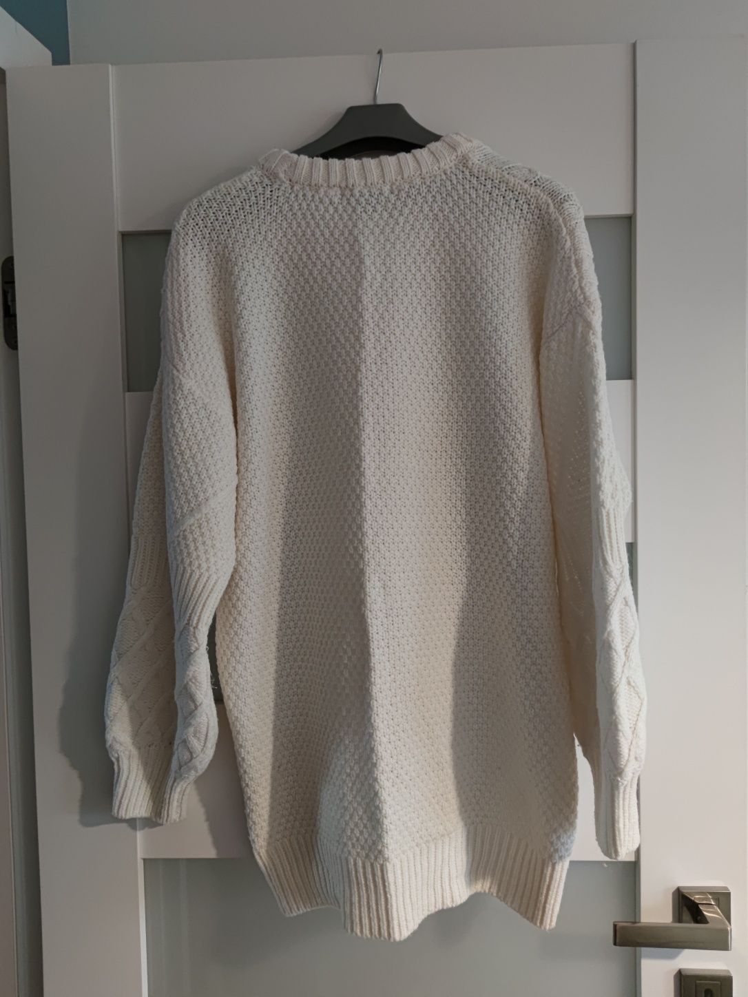 Sweter tunika biały Primark Rozm S warkoczowy splot