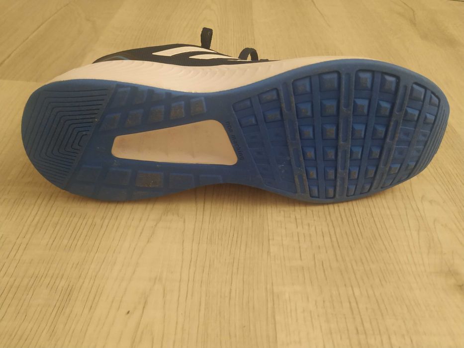 Sapatilha Adidas azul- escuro Running (38 )