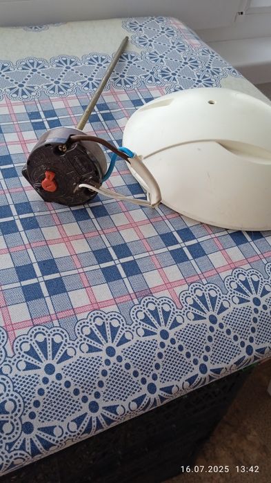 Тен ,Терморегулятор от нагревательного бака. Недорого.