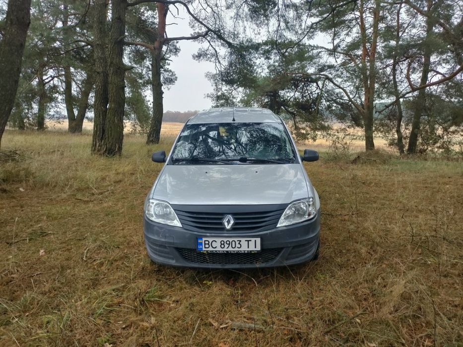 Рено логан універсал