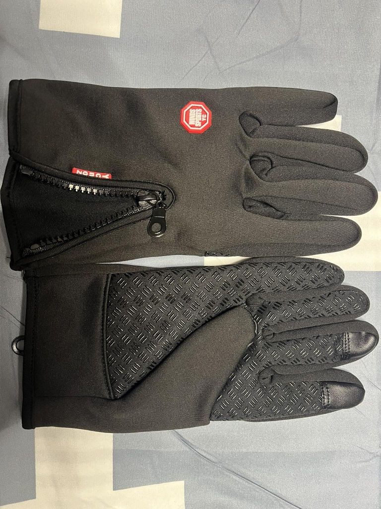 Rękawiczki sportowe ,dotykowe  rozmiar L/XL - uniseks