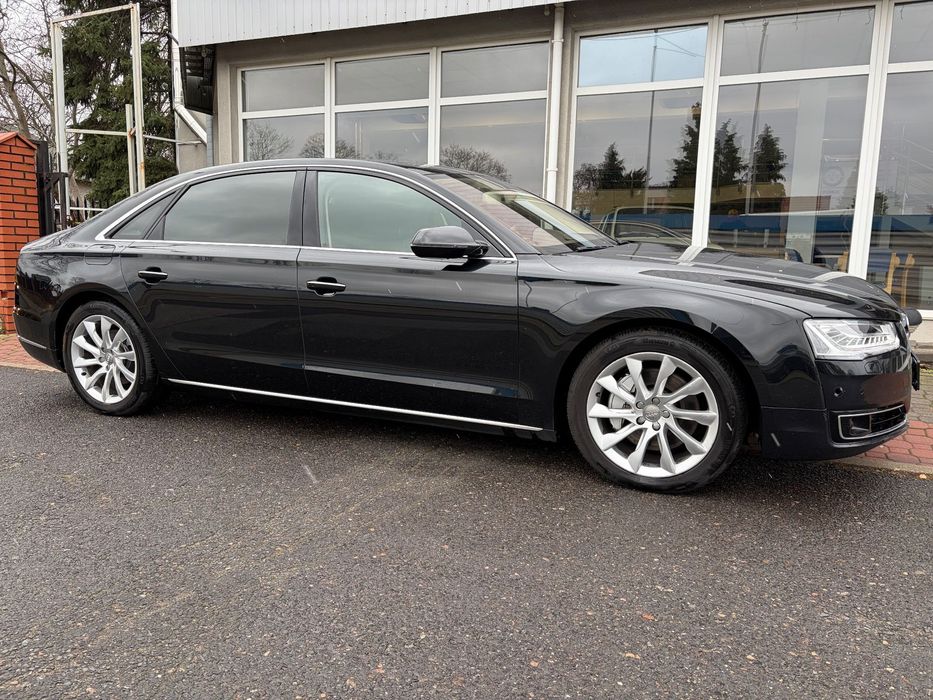 Audi A8 Bardzo bogato wyposażony; Masaże; Webasto; Head Up; MMI; Matrix; LONG