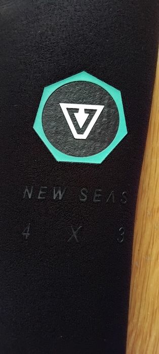 Fato de surf/ Wetsuit Vissla New Seas 4/3, usado apenas 2x