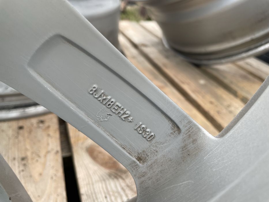 Продам диски BMW r18 5.120 ET30 j8