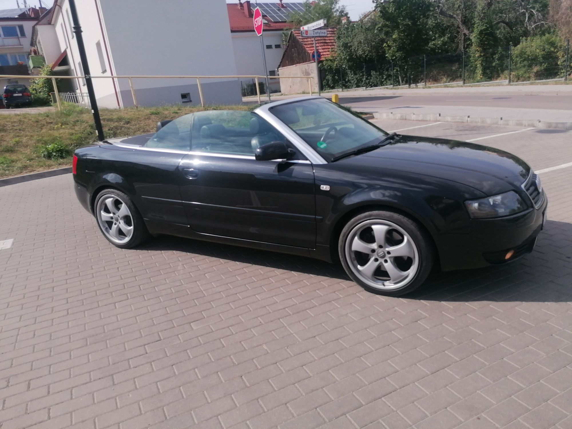 Audi a4b6 cabrio.       .