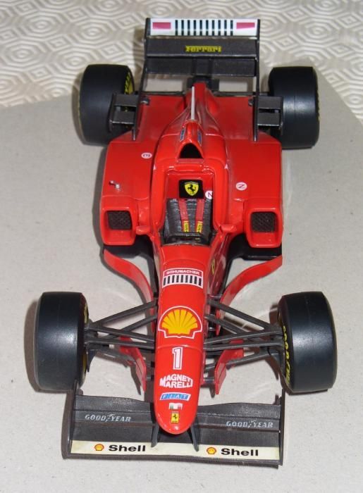 Ferrari F 310 Michael Schumacher - Maisto - esc 1/20