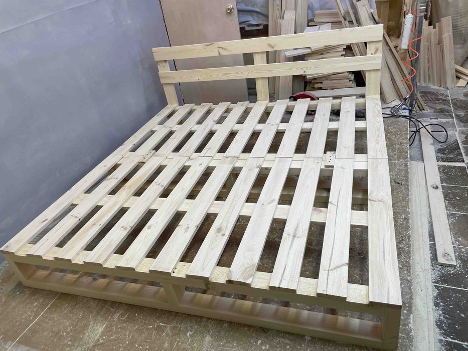 Ліжко/кровать в стилі піддонів loft