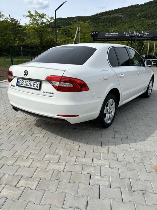 Skoda Superb 2014 1.8