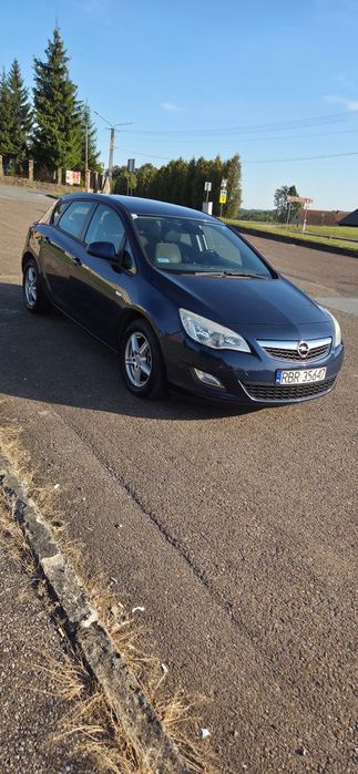 Opel Astra Opel Astra J
