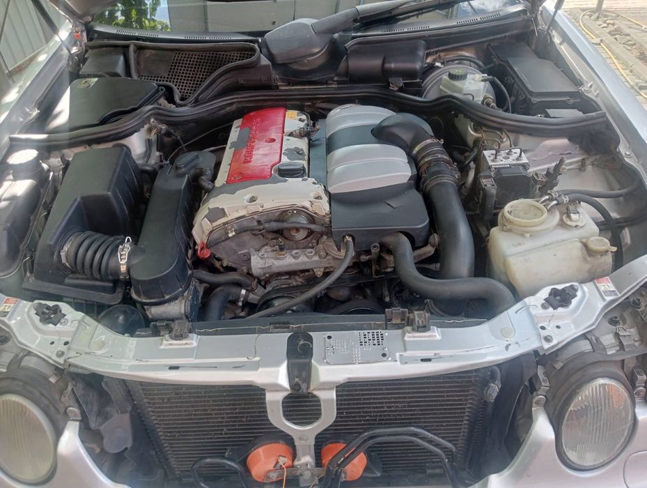 Мерседес 210 рестайл.