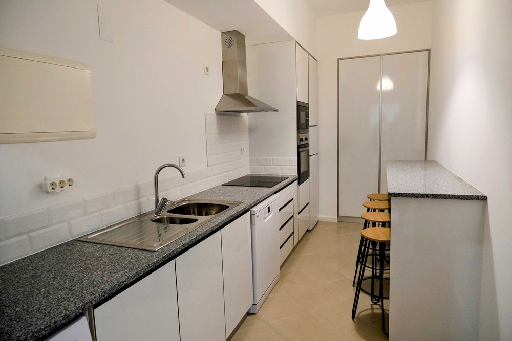 QUARTOS - ANDAR DE MORADIA - Povoa Santa Iria