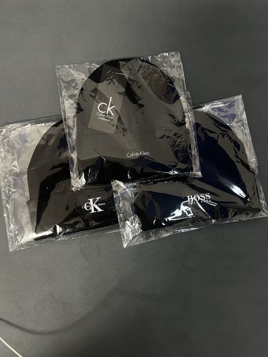Чоловіча чорна шапка біні Calvin Klein / BOSS / CK