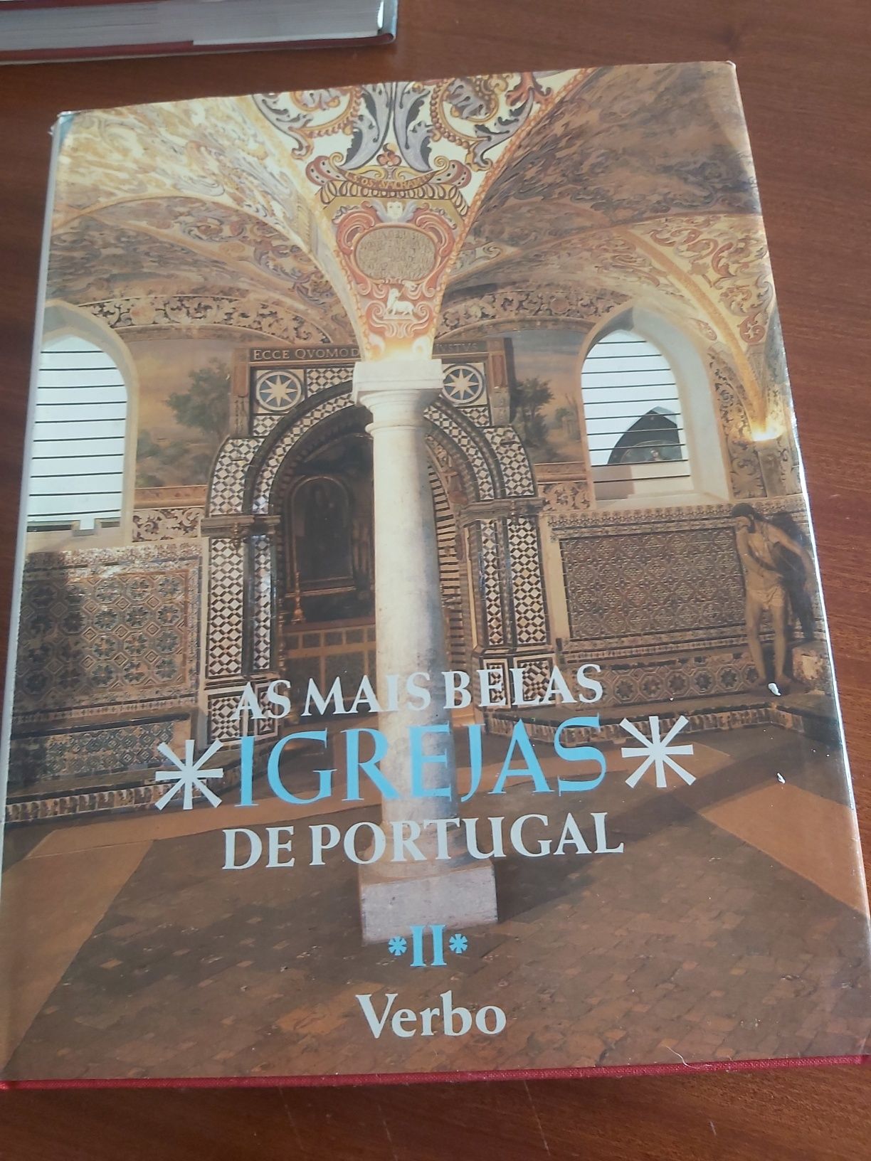 Livros das igrejas de Portugal