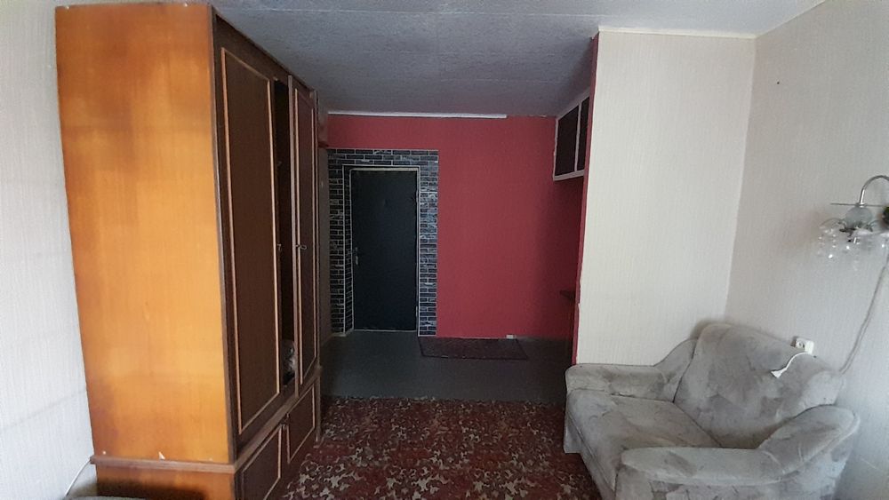 Продам кімнату готельного типу, центр, метро Левада