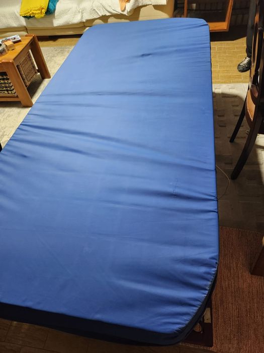 Cama articulada eléctrica
