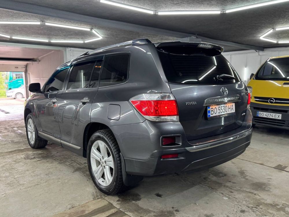 Toyota highlander 3.5 2012