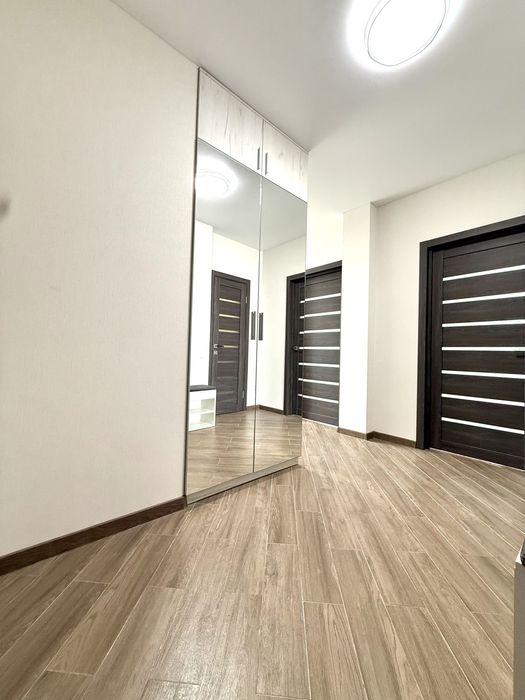 Двокімнатна квартира з новим ремонтом та кладовкою! Без комісії