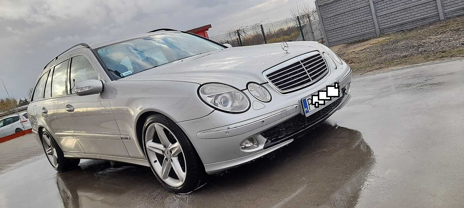 Mercedes w211 270CDI Avangarde Bardzo zadbany.  Bezwypadkowy.