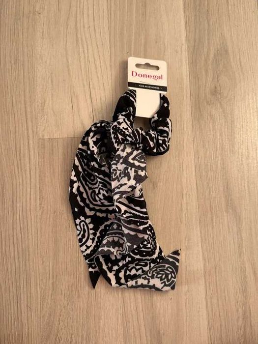 Gumka bandana do włosów czarna długa kokarda
