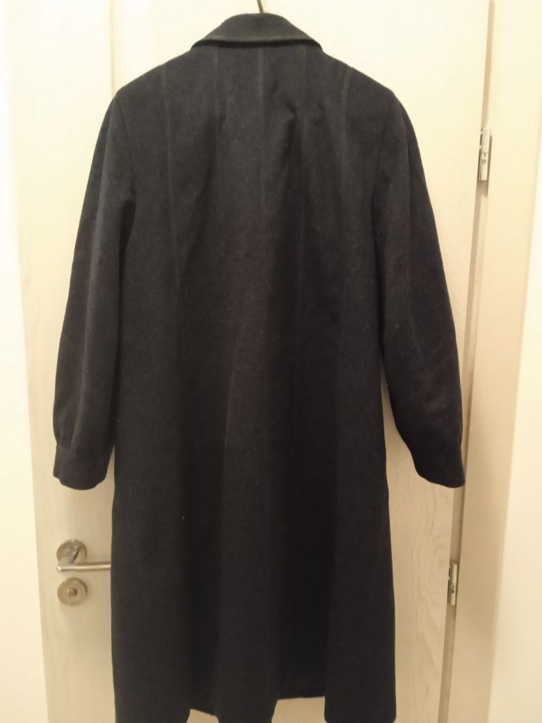 Płaszcz wełniany PISCHL rozmiar XL