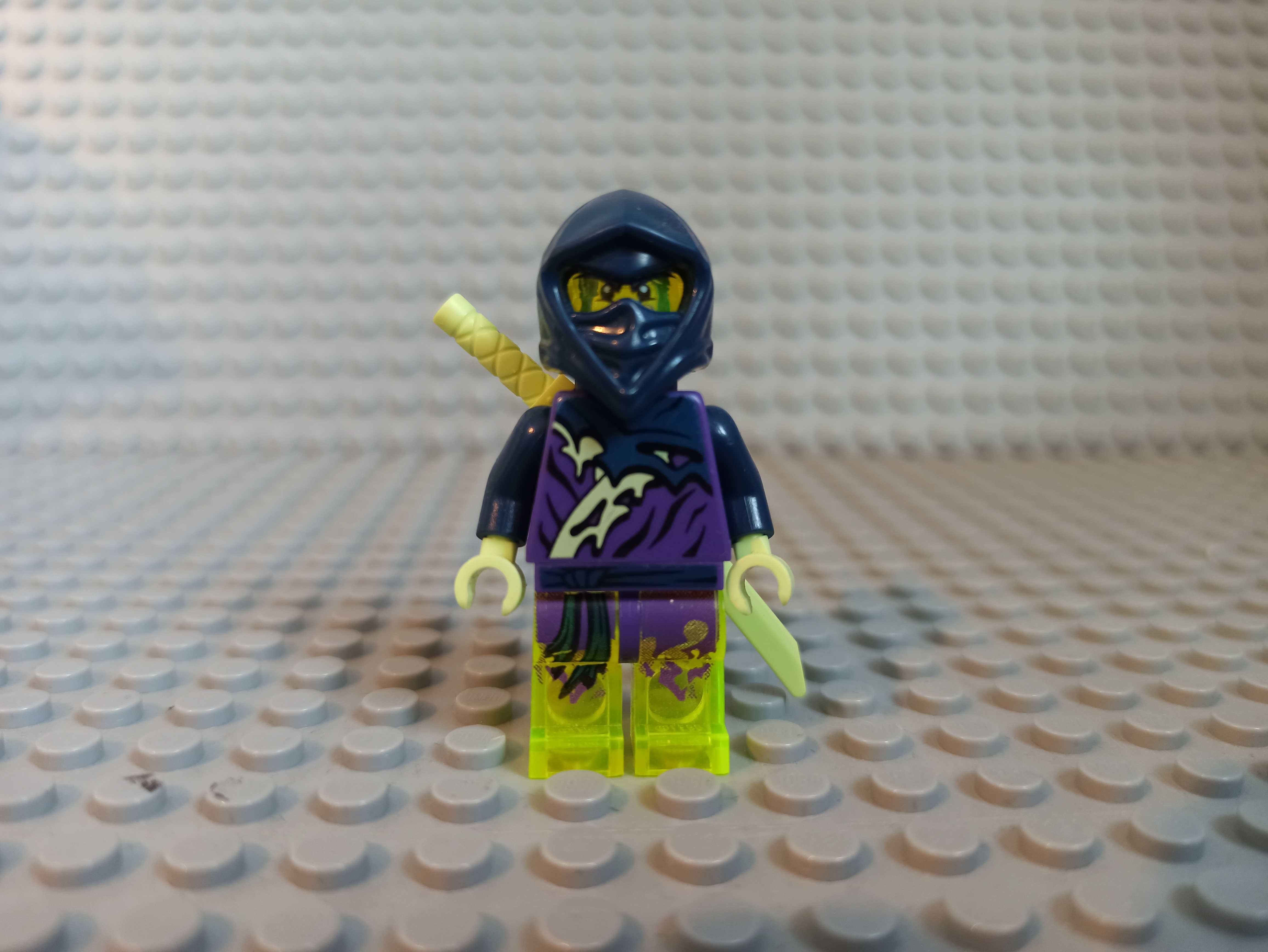 Lego Ninjago figurka Ghost Ninja Hackler njo144