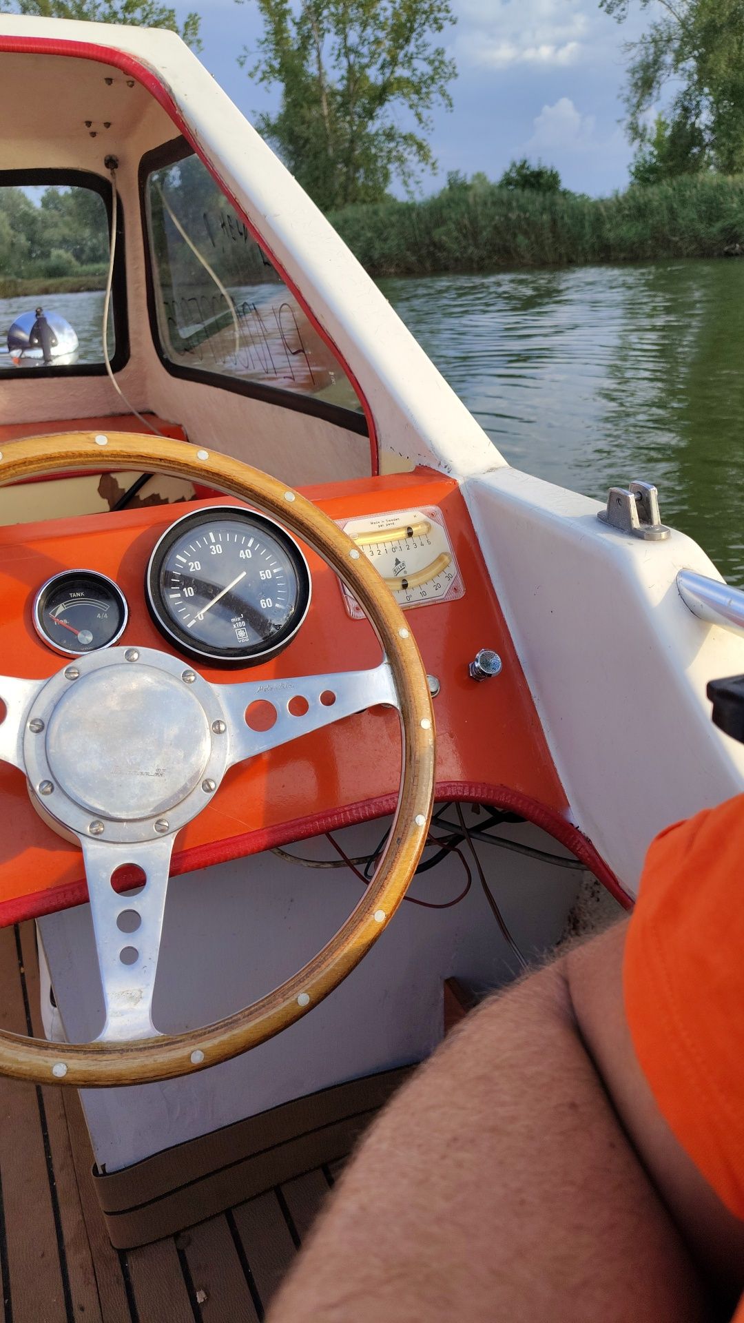 Motorówka Beekman 485 z Przyczepą zarejestrowana reja24