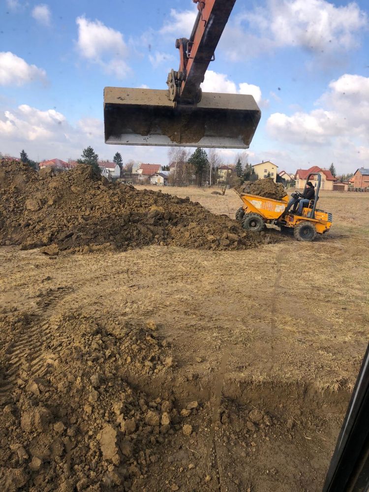 Prace ziemne - minikoparka, koparka, ciągnik, wywrotka, walec, wozidło