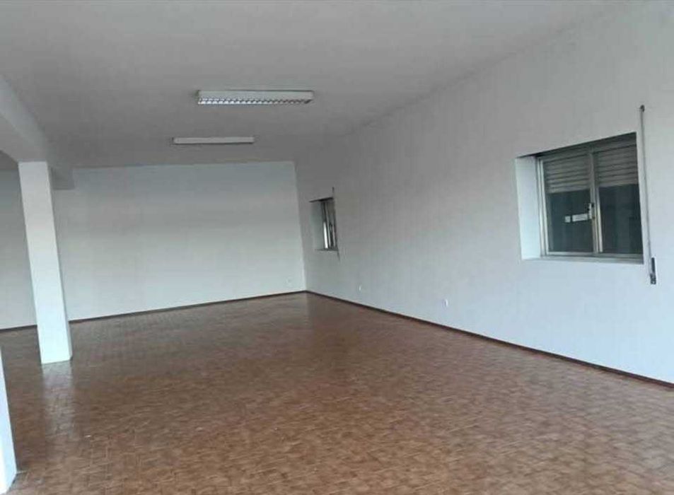 Loja | Armazém Paços de Ferreira