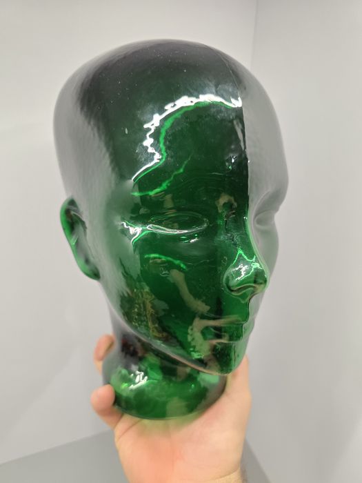 Szklana głowa kolorowe szkło ciemna zieleń.