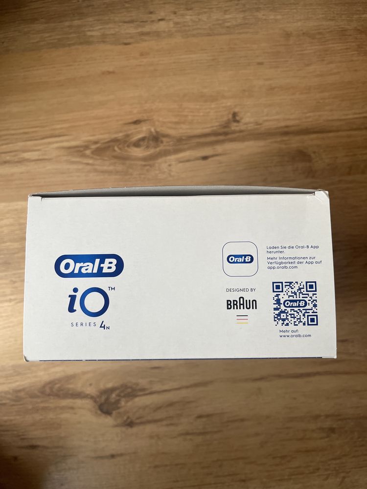 Oral b io series 4