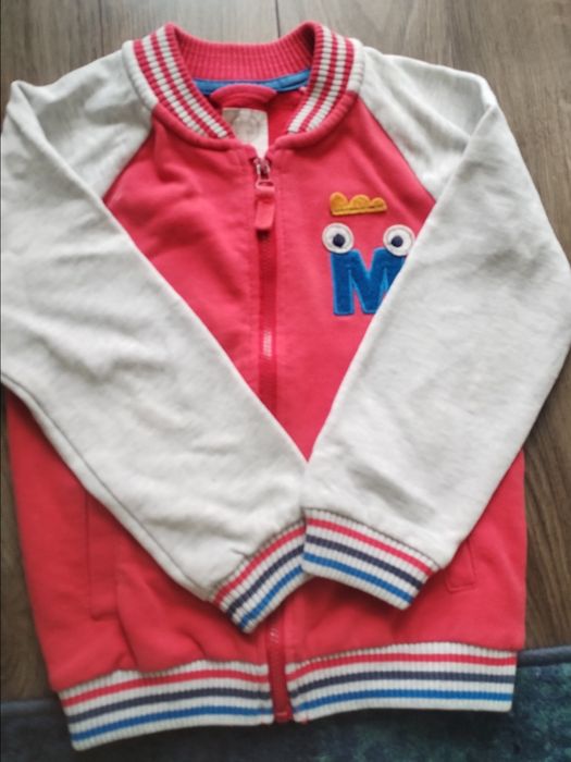 Bluza dziecięca w rozmiarze 98