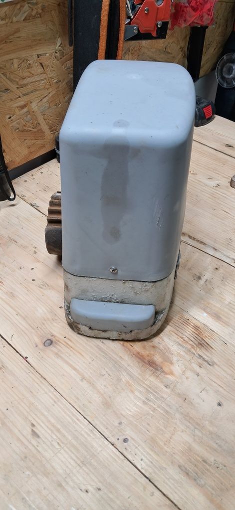 Napęd bramy przesuwnej KEY Turbo 500 R