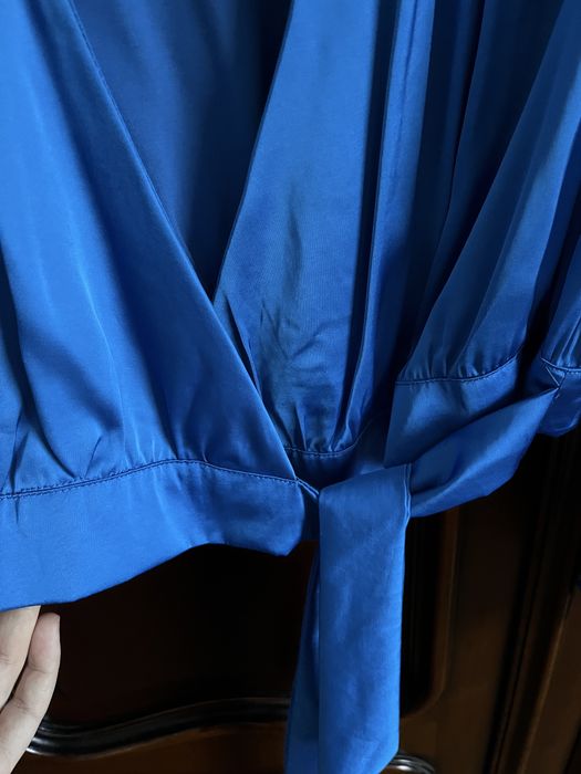 Koszula nowa satynowa kopertowy dekolt